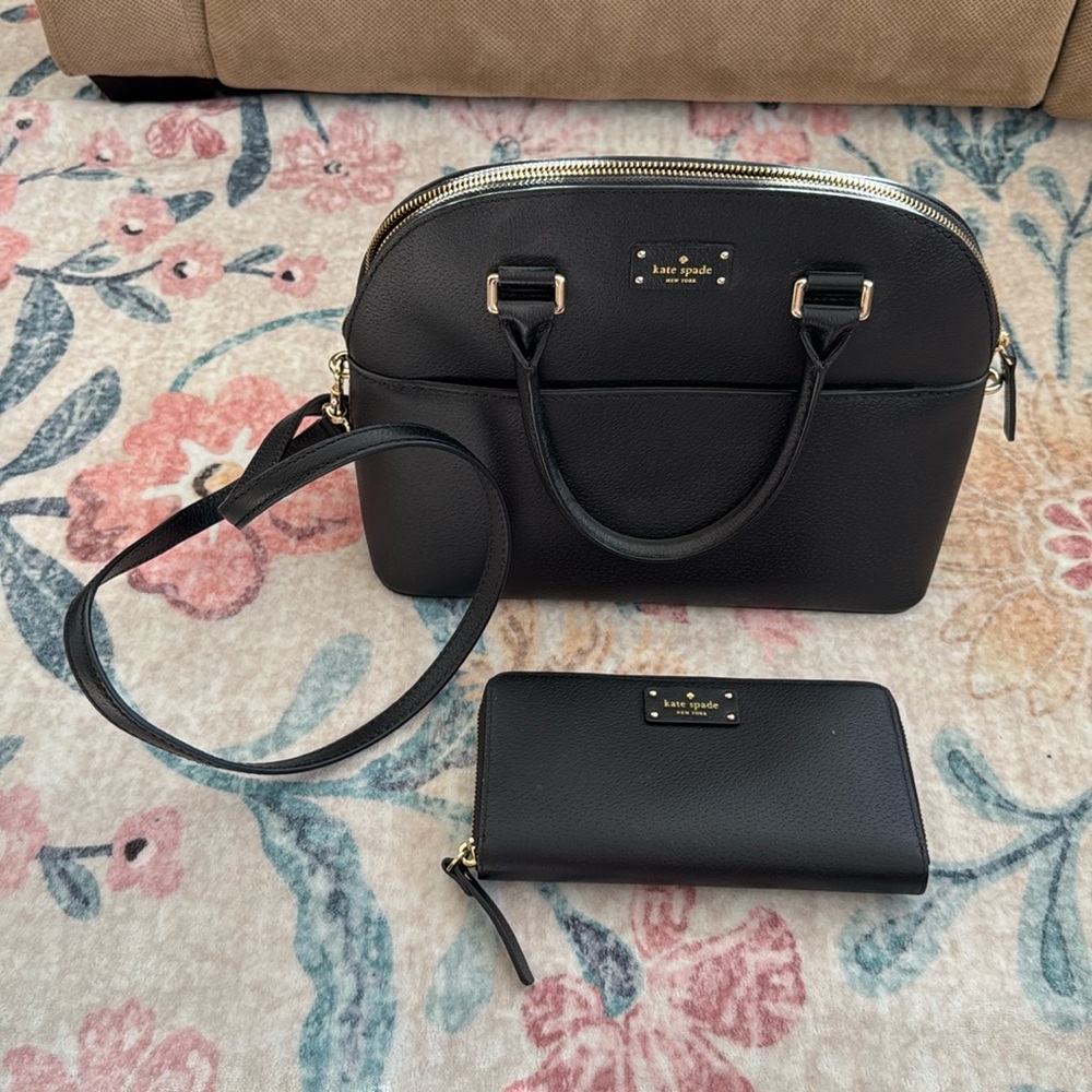 Black Kate Spade crossbody with wallet